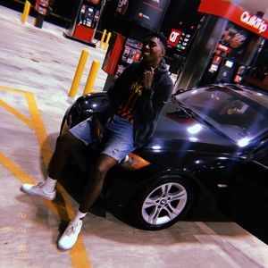 Meet your Posher, Blake